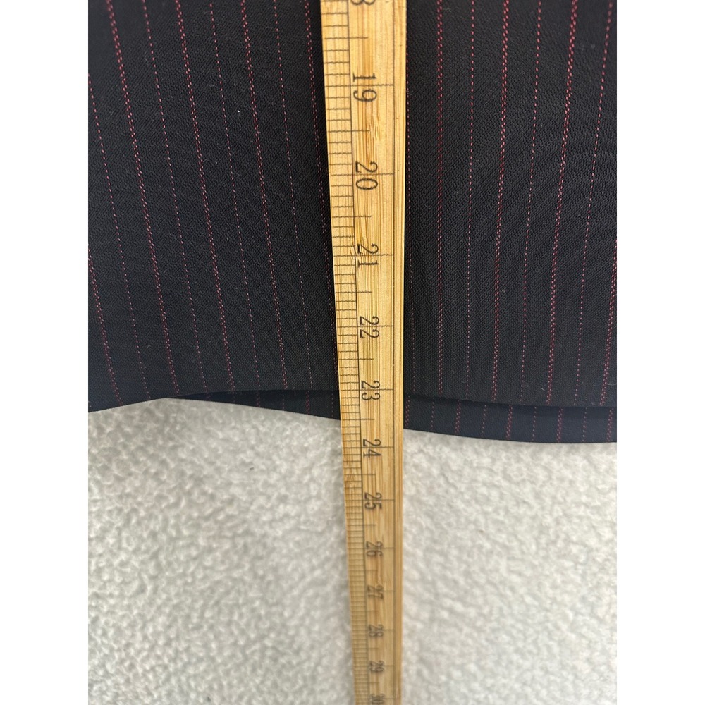 Le Suit Petite Black Pinstripe Pencil Skirt Career Office Women's Size 8 - Picture 5 of 8